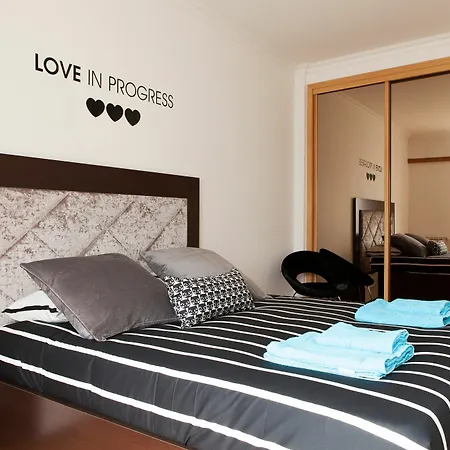 Expo Deluxe By Homing Apartment *